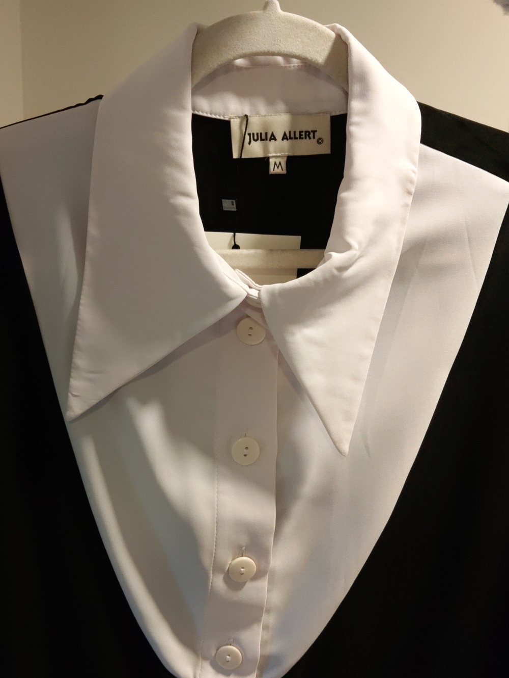 Julia Allert Black And White Tuxedo Button Down Blouse